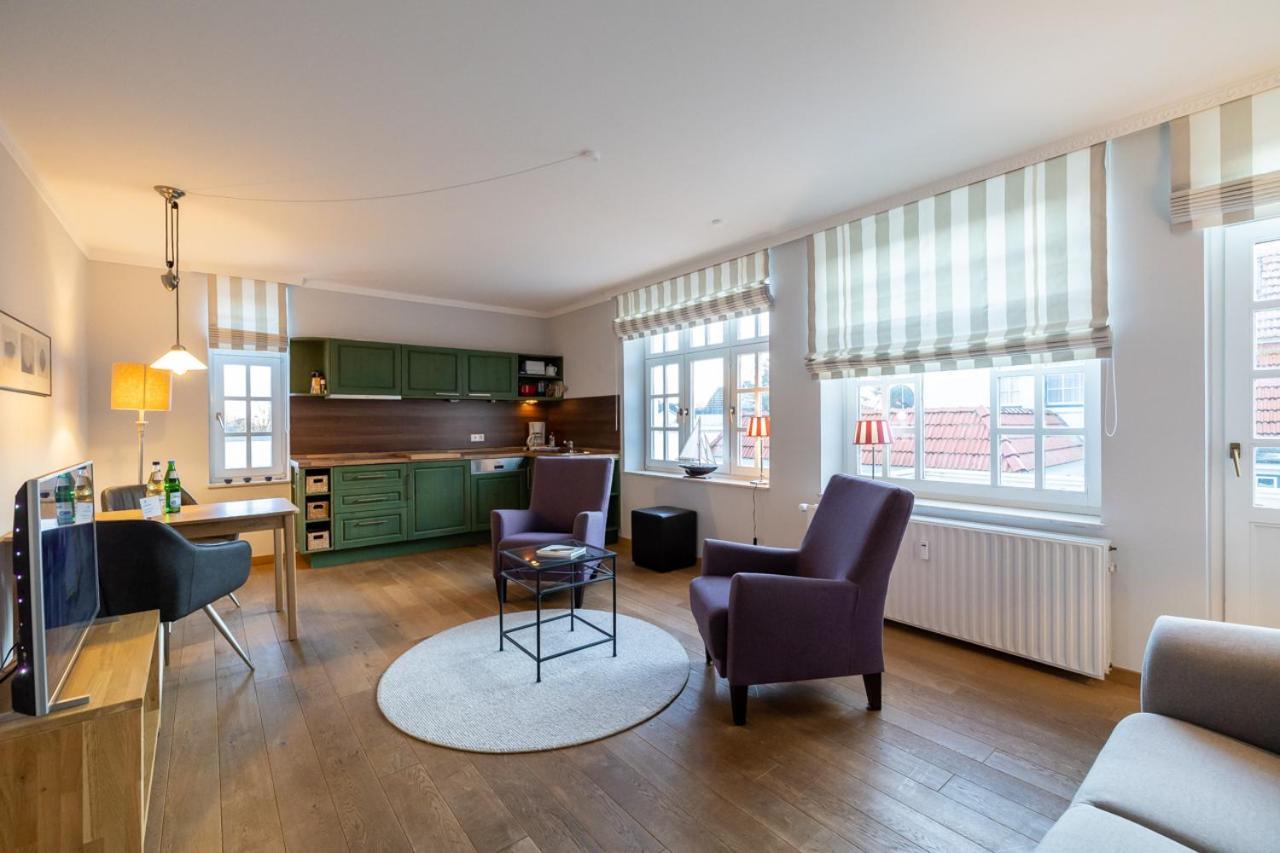 Villa Friedericia, Wohnung 3-Hochparterre Links Wyk auf Fohr Bagian luar foto