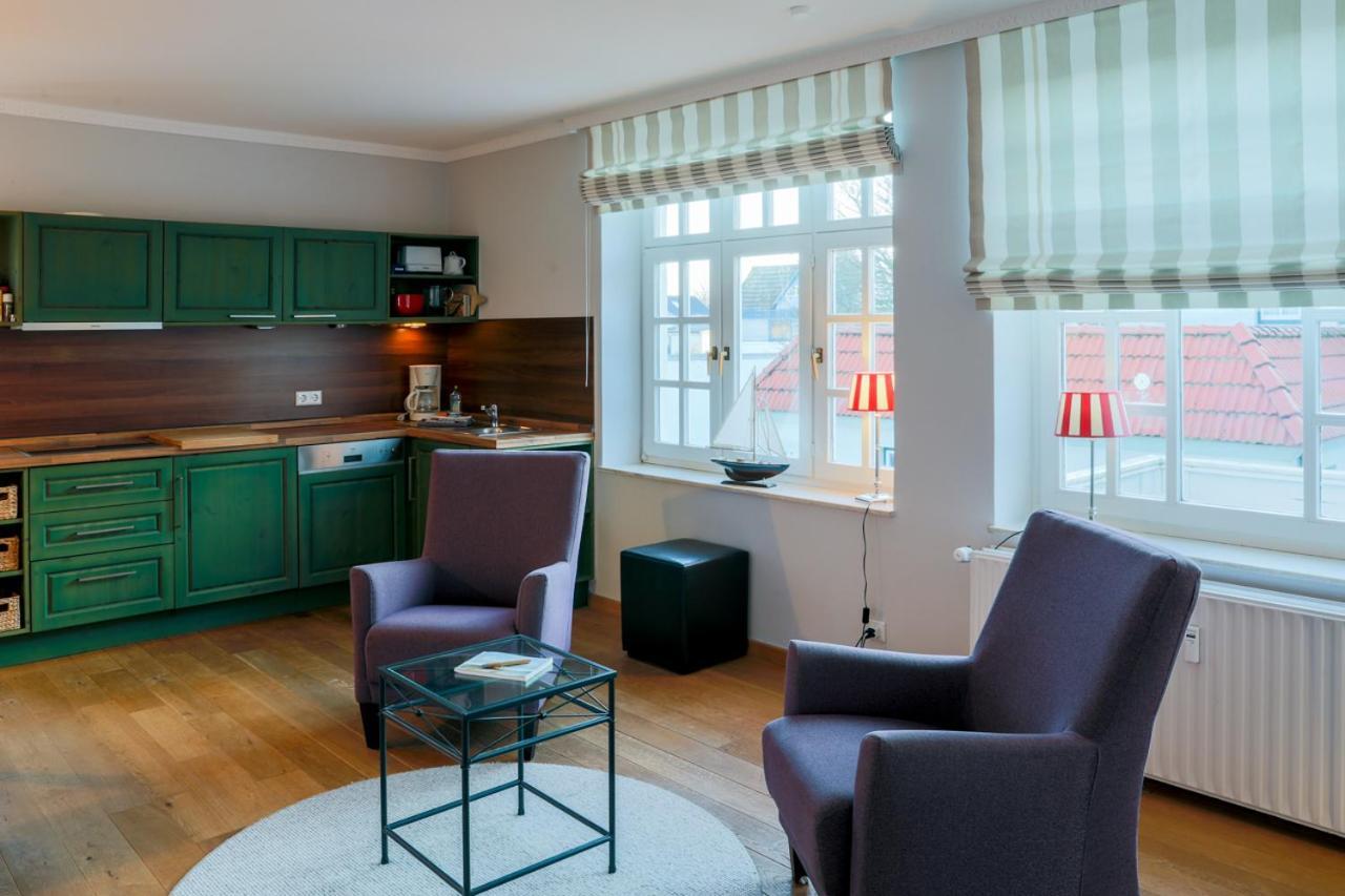 Villa Friedericia, Wohnung 3-Hochparterre Links Wyk auf Fohr Bagian luar foto