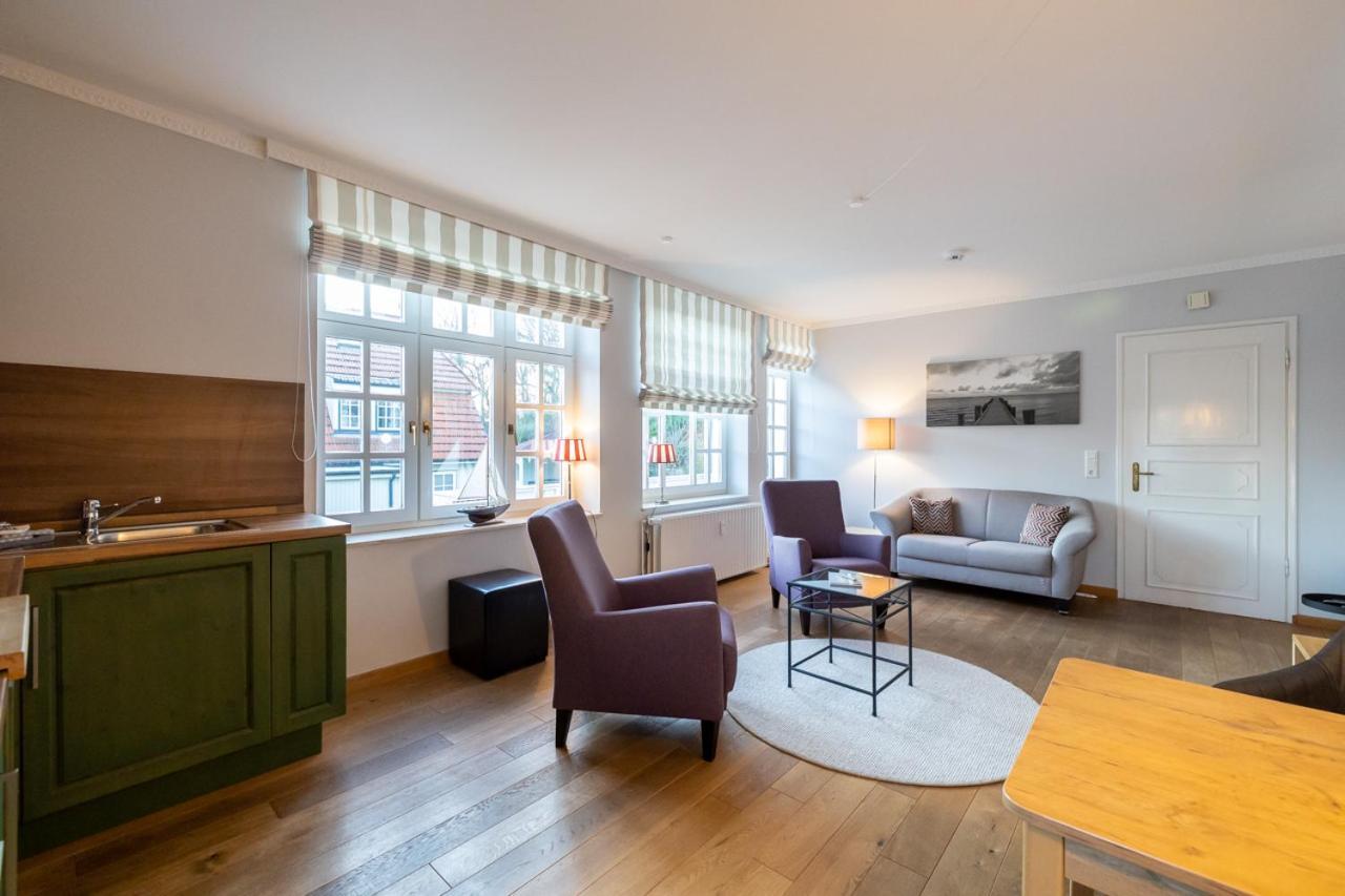 Villa Friedericia, Wohnung 3-Hochparterre Links Wyk auf Fohr Bagian luar foto